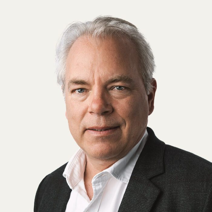 Headshot of Russell Merrett